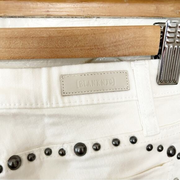 Blank NYC The Intro White Studded Mid Rise Cotton Blend Cropped Jeans Size 24 - Picture 3 of 9